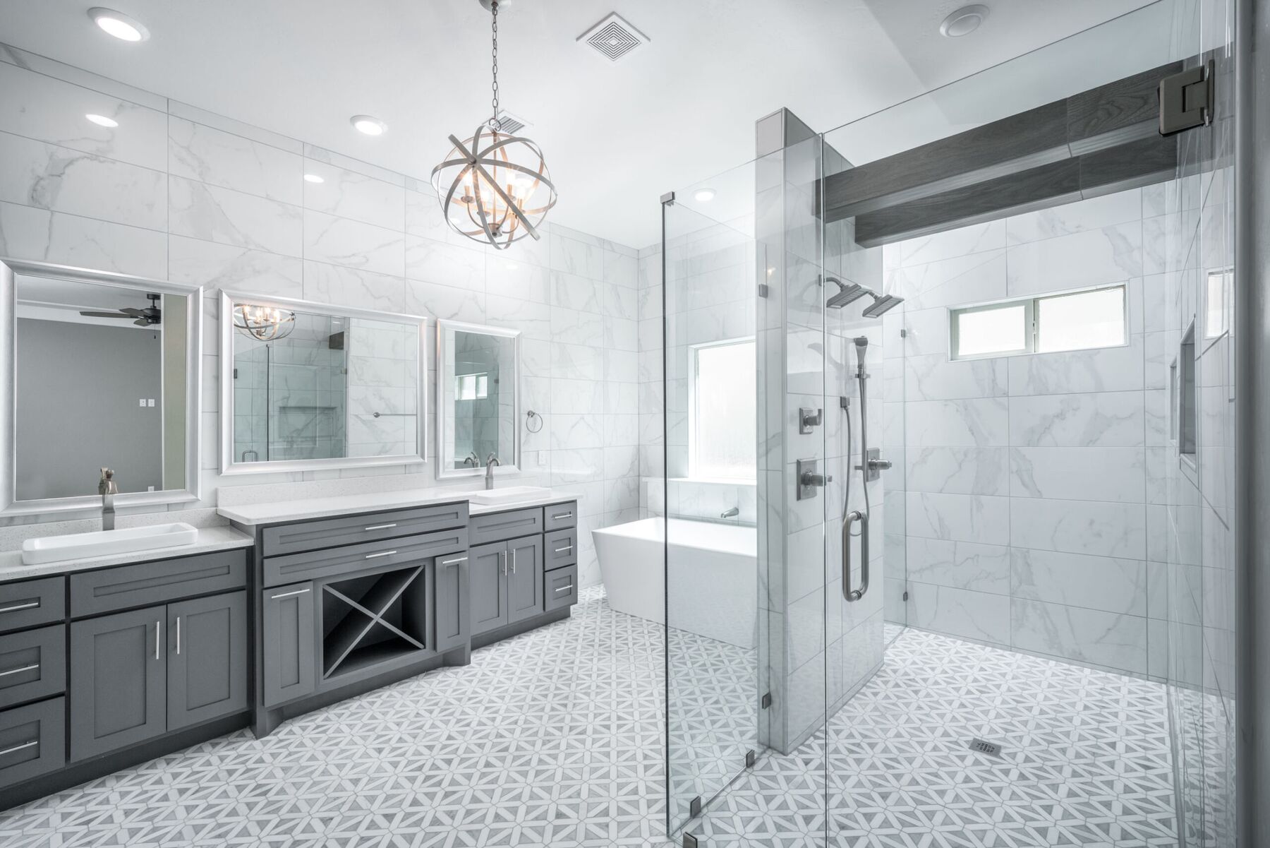 Primary Bath &mdash; Diamond Homes, El Paso