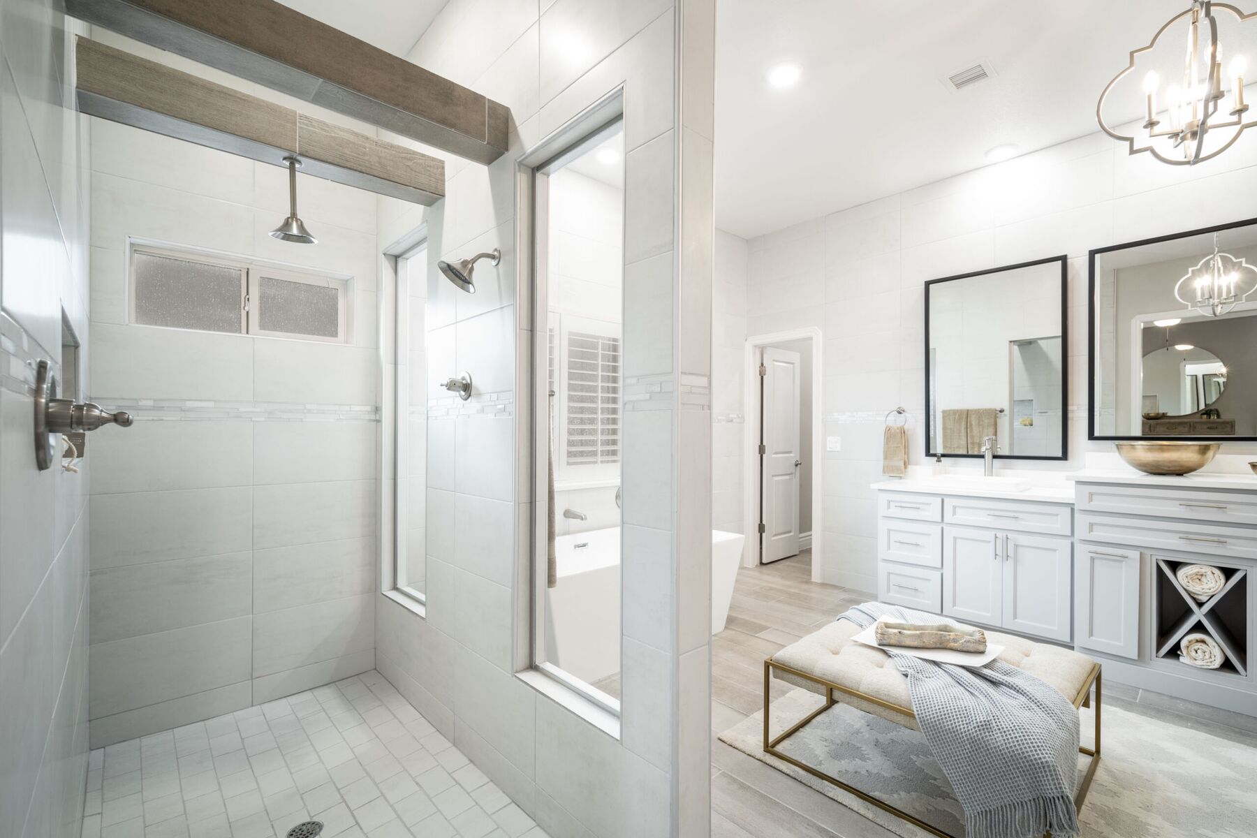 Primary Bath &mdash; Diamond Homes, El Paso