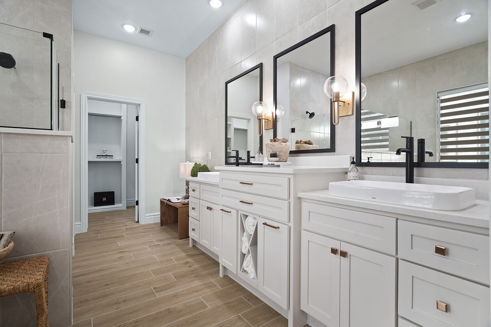 Primary Bath &mdash; Diamond Homes