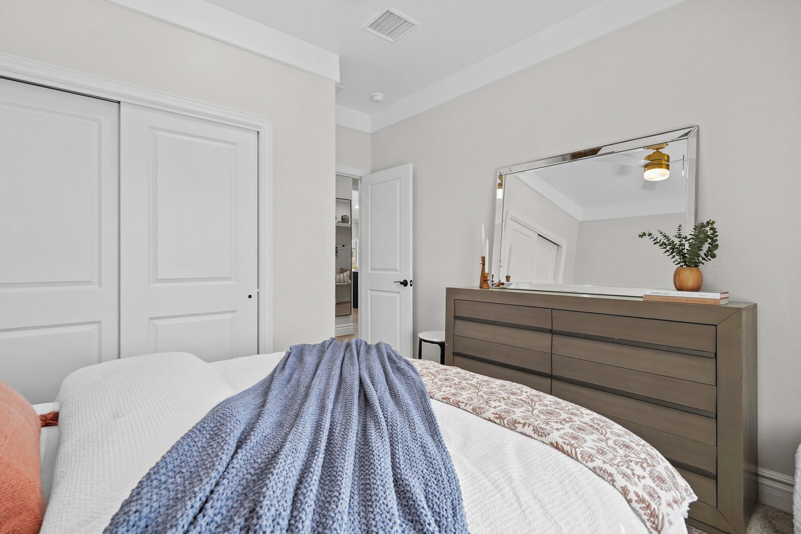 Bedrooms &mdash; Diamond Homes