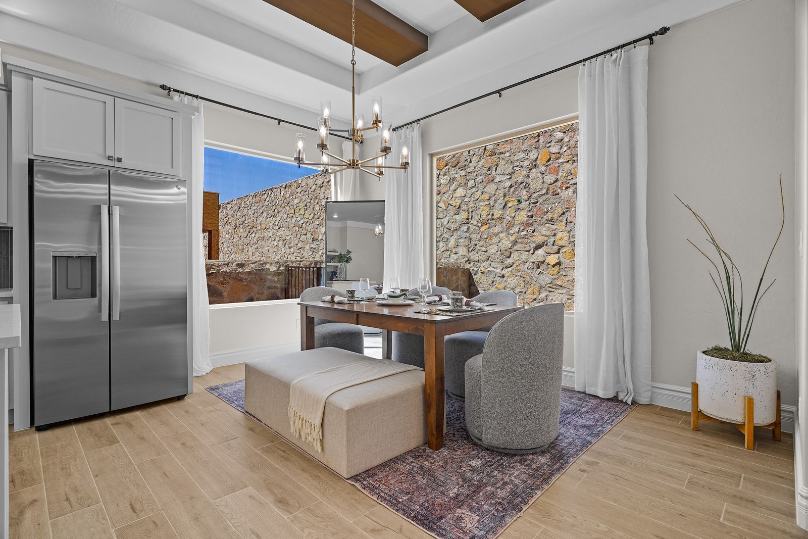 Dining &mdash; Diamond Homes