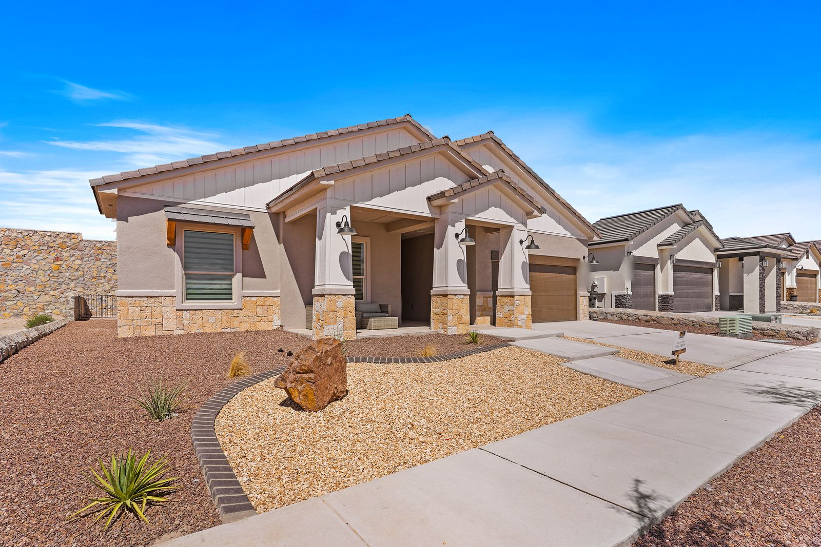Exterior &mdash; Diamond Homes