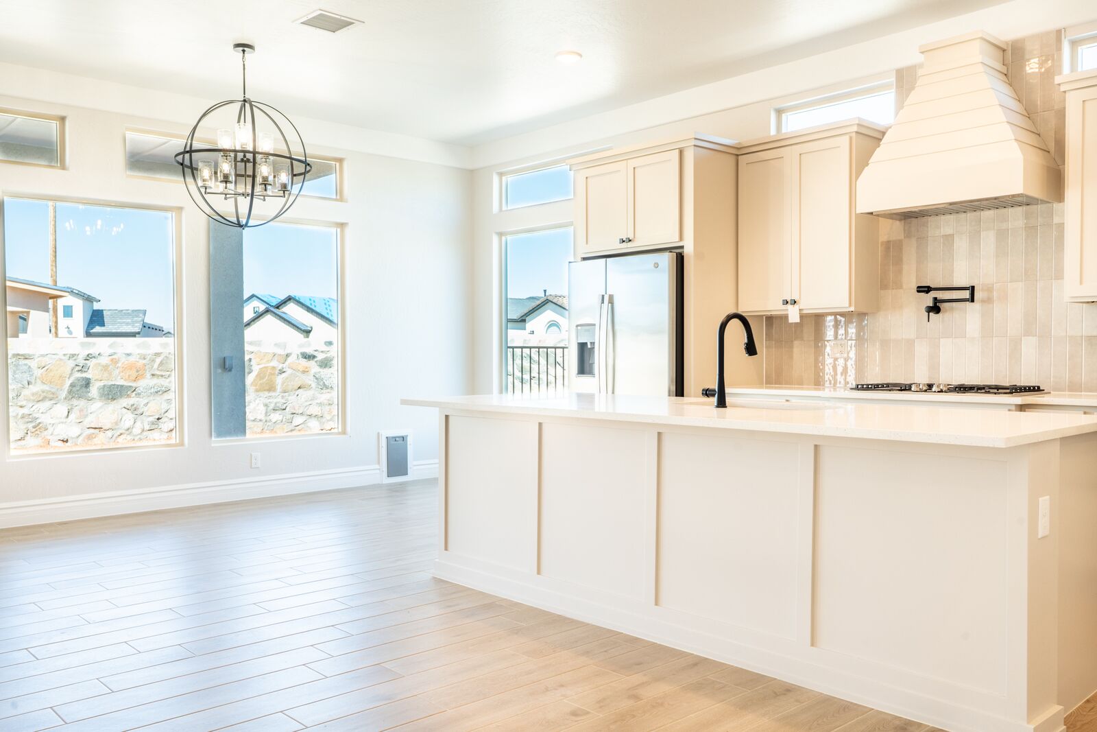 Kitchen &mdash; Diamond Homes