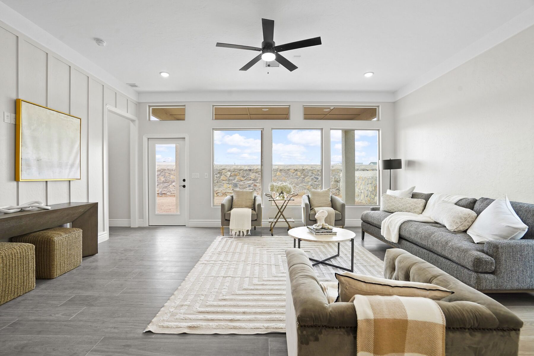 Living &mdash; Diamond Homes, El Paso