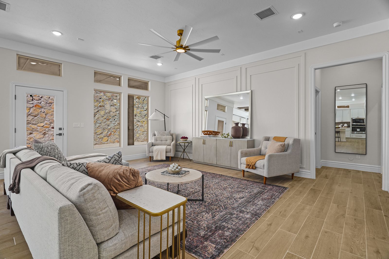 Living &mdash; Diamond Homes