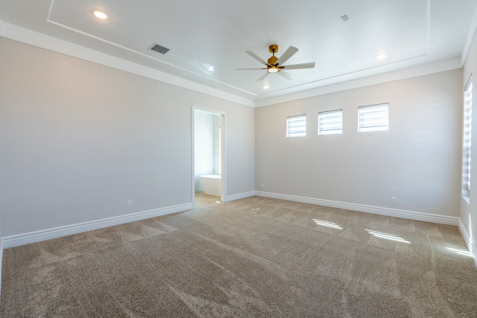 Primary Bedroom &mdash; Diamond Homes